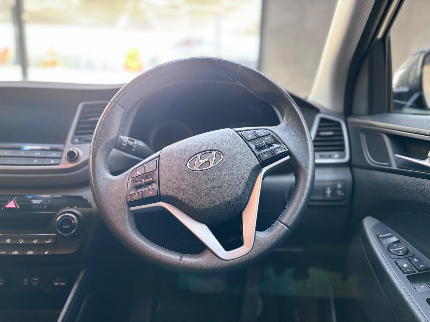 Used Hyundai TUCSON 2017 for sale - 76759389: Photo 56