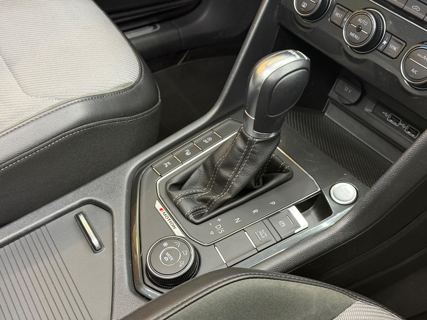 Used Volkswagen Tiguan 2019 for sale - 76953297: Photo 10