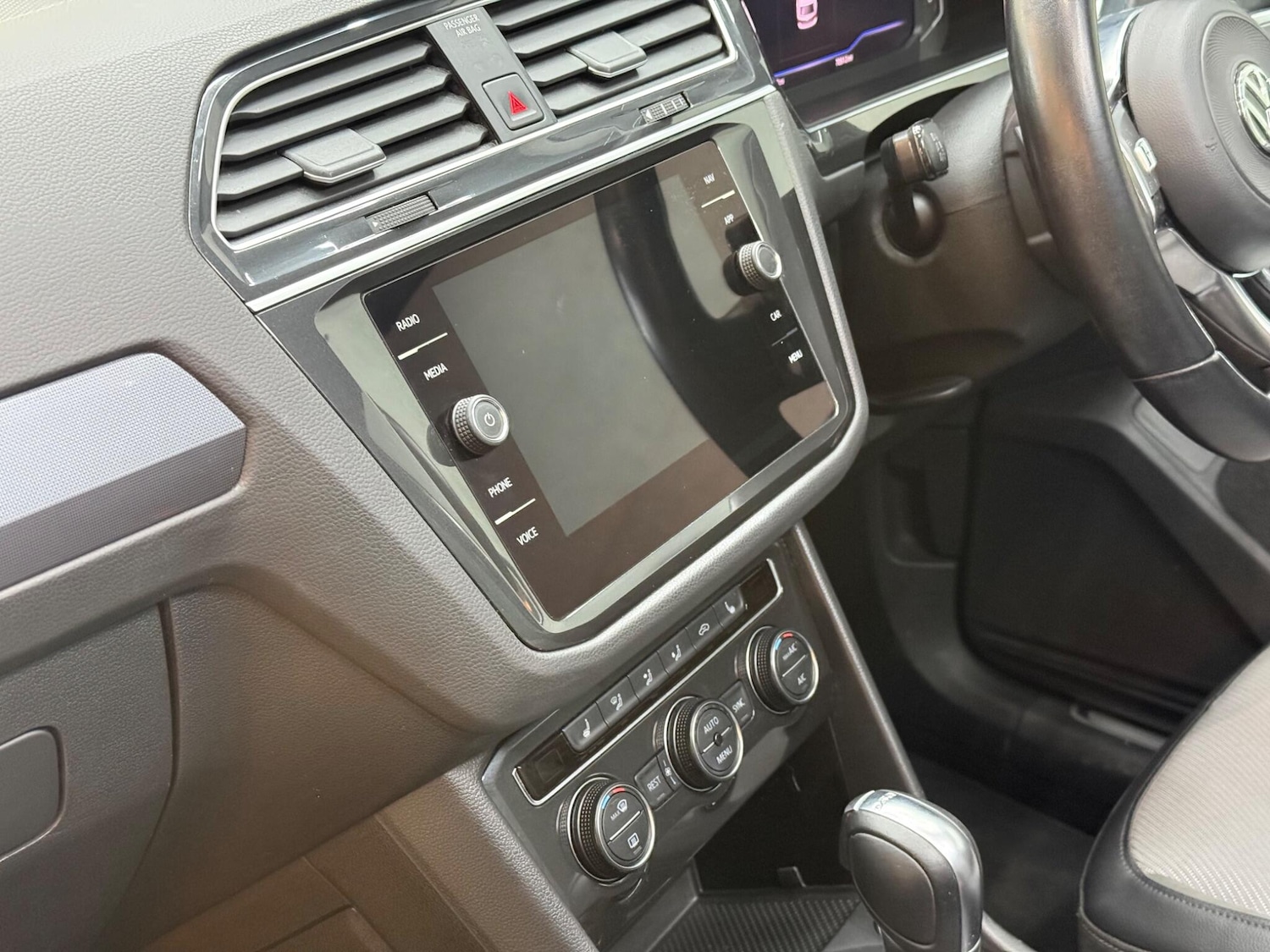 Used Volkswagen Tiguan 2019 for sale - 76953297: Photo 16