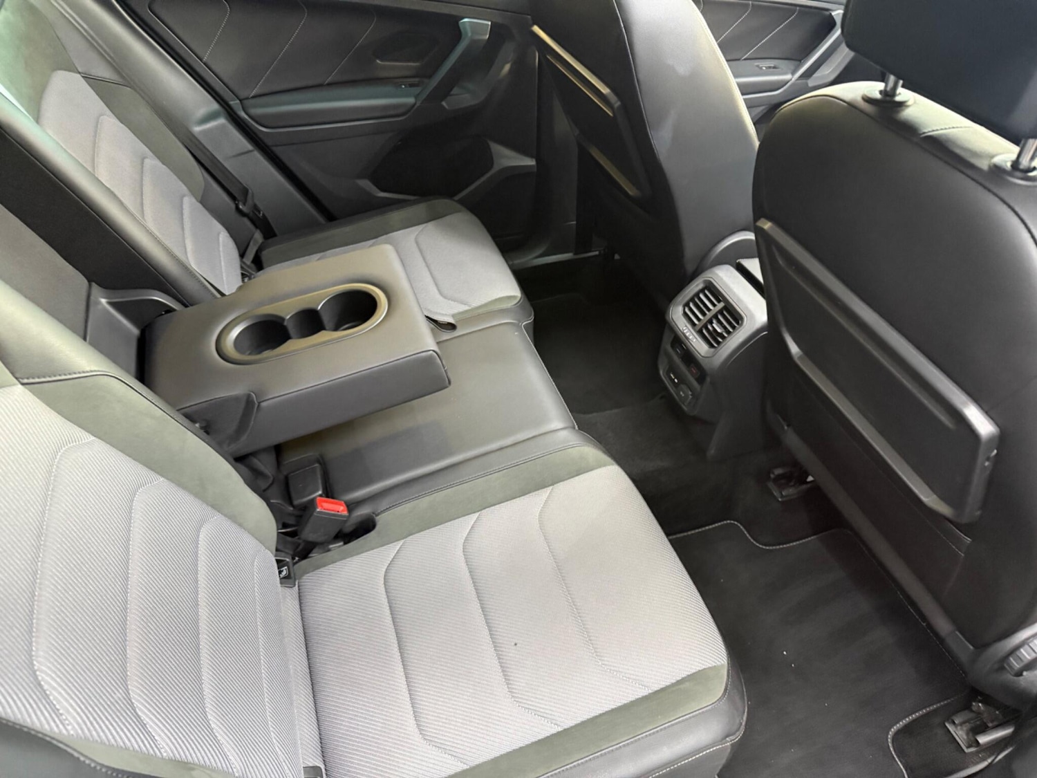 Used Volkswagen Tiguan 2019 for sale - 76953297: Photo 23