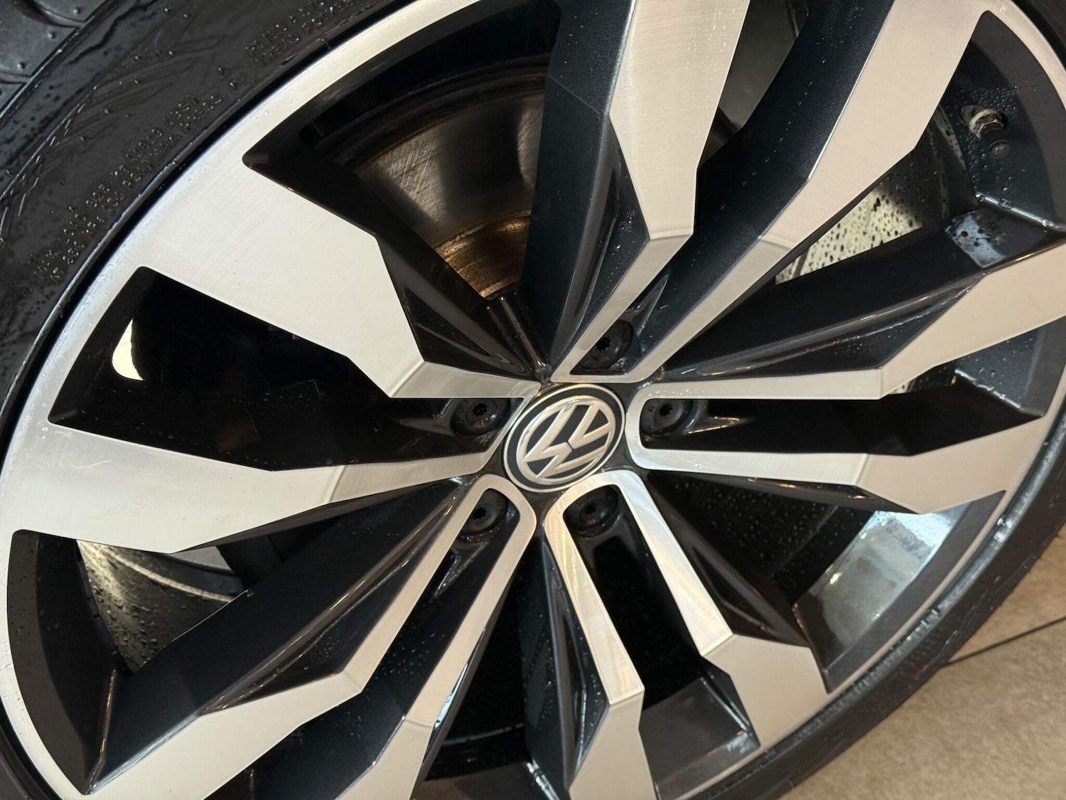 Used Volkswagen Tiguan 2019 for sale - 76953297: Photo 29