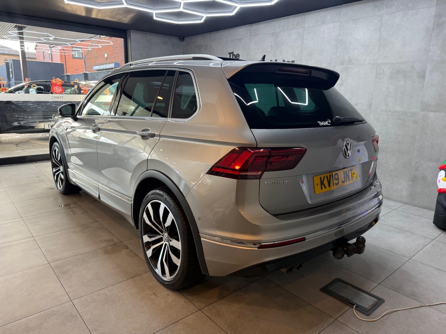 Used Volkswagen Tiguan 2019 for sale - 76953297: Photo 3
