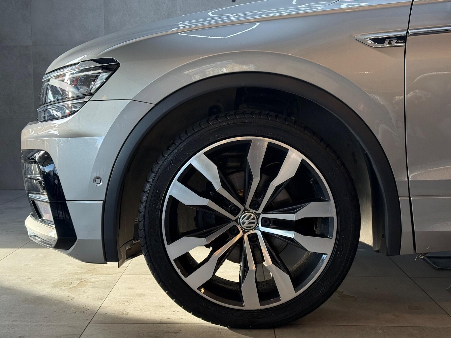 Used Volkswagen Tiguan 2019 for sale - 76953297: Photo 30