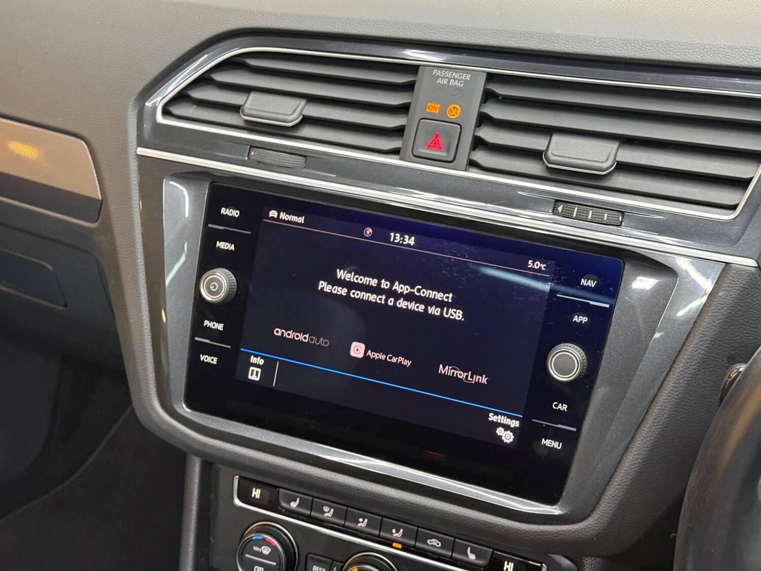 Used Volkswagen Tiguan 2019 for sale - 76953297: Photo 31