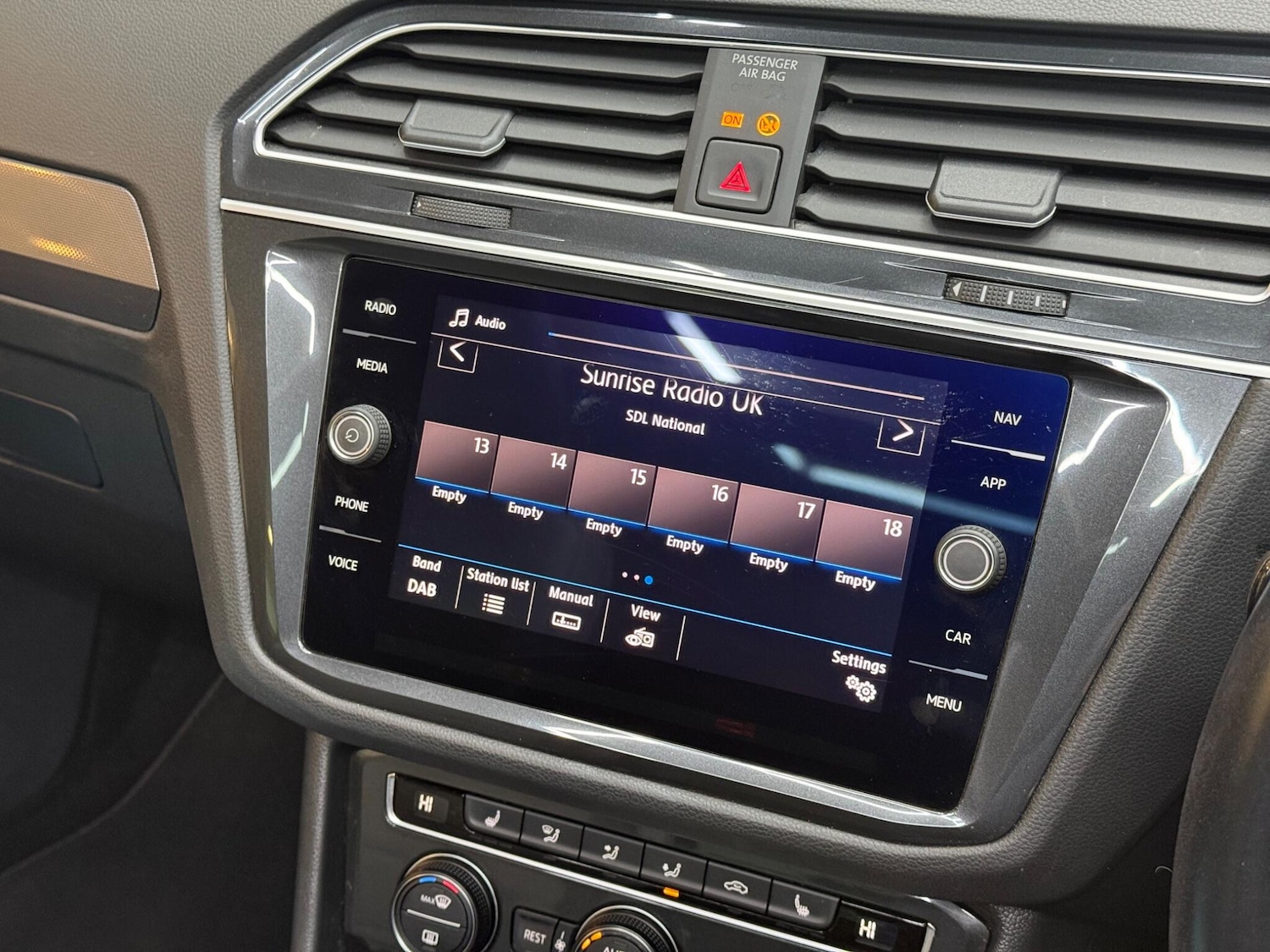 Used Volkswagen Tiguan 2019 for sale - 76953297: Photo 35