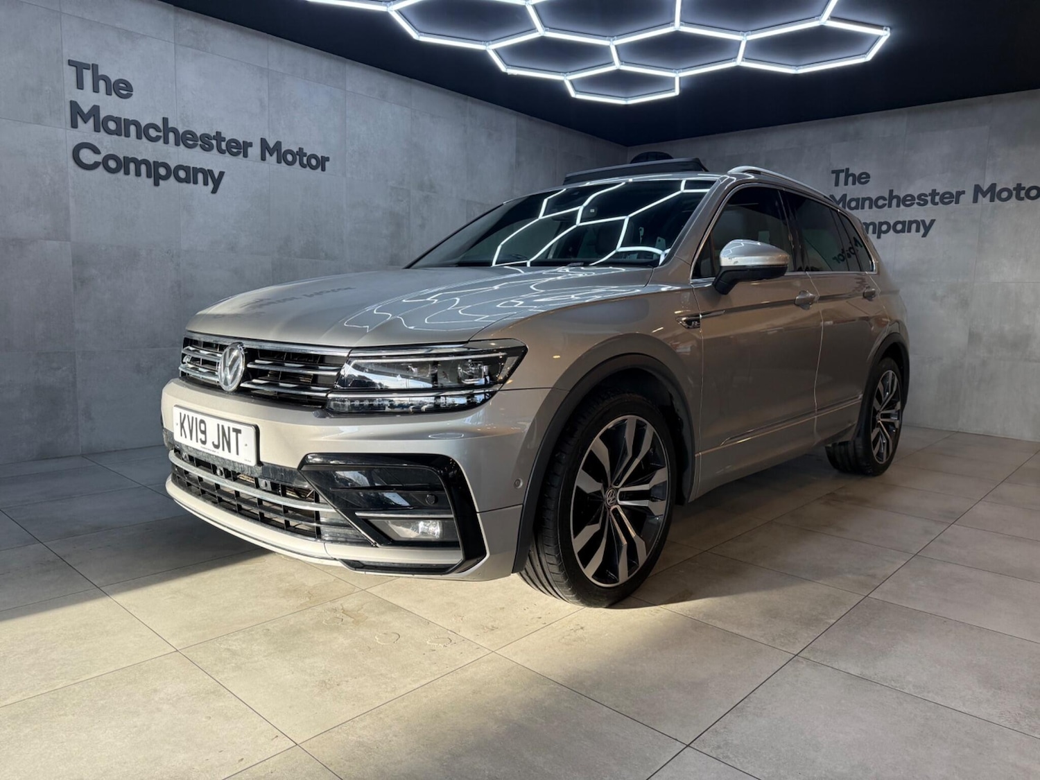 Used Volkswagen Tiguan 2019 for sale - 76953297: Photo 4