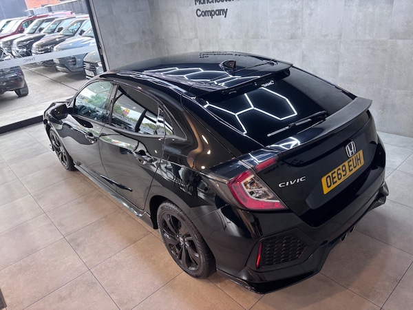 Used Honda Civic 2019 for sale - 76307406: Photo 10
