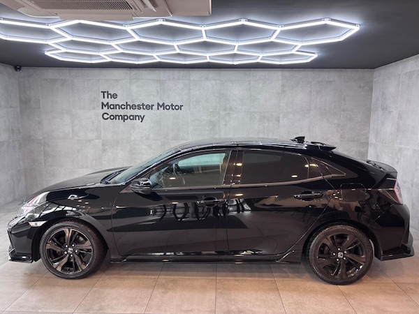 Used Honda Civic 2019 for sale - 76307406: Photo 11