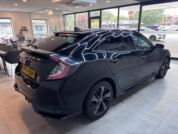 Used Honda Civic 2019 for sale - 76307406: Photo 15