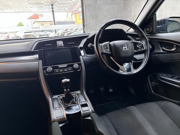 Used Honda Civic 2019 for sale - 76307406: Photo 18
