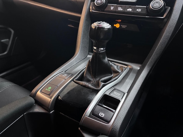 Used Honda Civic 2019 for sale - 76307406: Photo 23