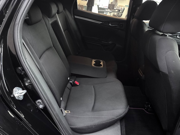 Used Honda Civic 2019 for sale - 76307406: Photo 32