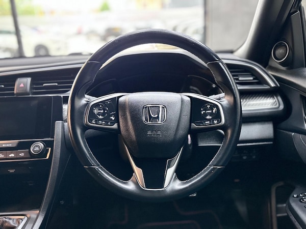 Used Honda Civic 2019 for sale - 76307406: Photo 53