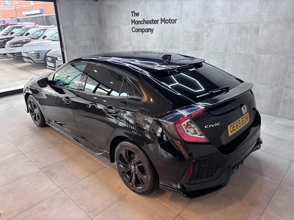 Used Honda Civic 2019 for sale - 76307406: Photo 6