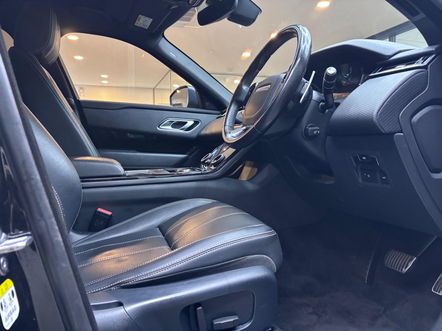 Used Land Rover Range Rover Velar 2018 for sale - 77290714: Photo 27