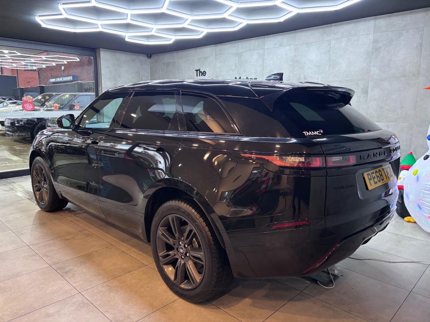 Used Land Rover Range Rover Velar 2018 for sale - 77290714: Photo 7