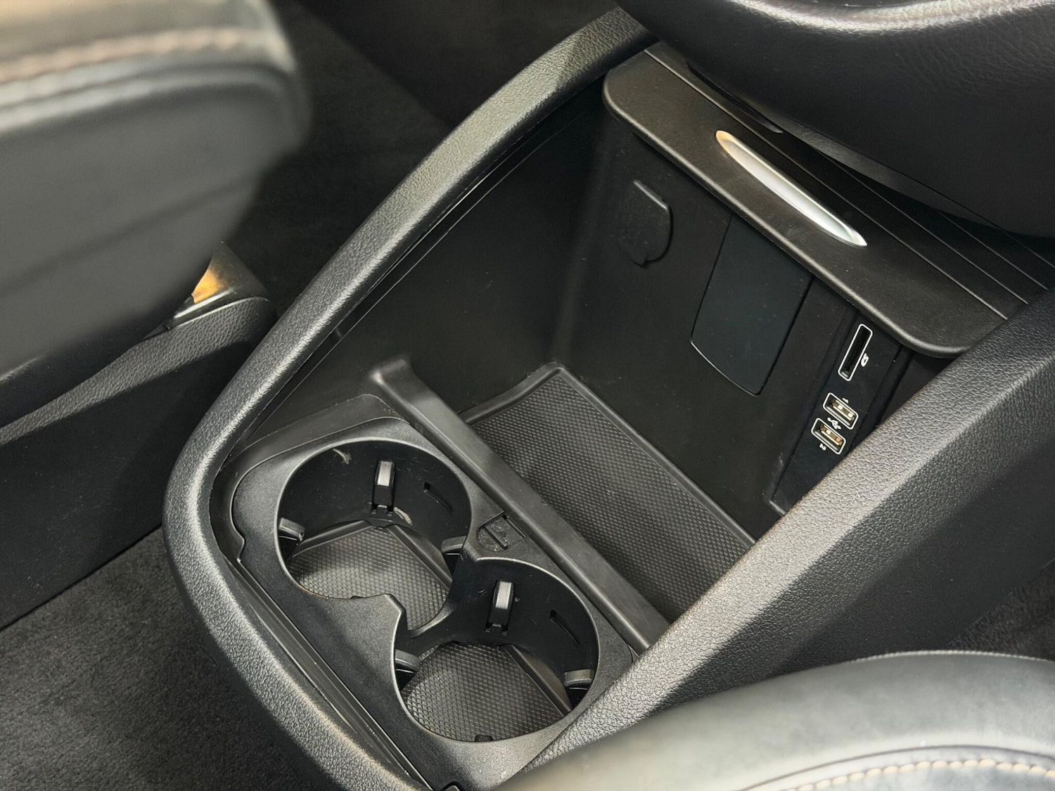 Used Mercedes-Benz V-Class 2019 for sale - 76965229: Photo 10