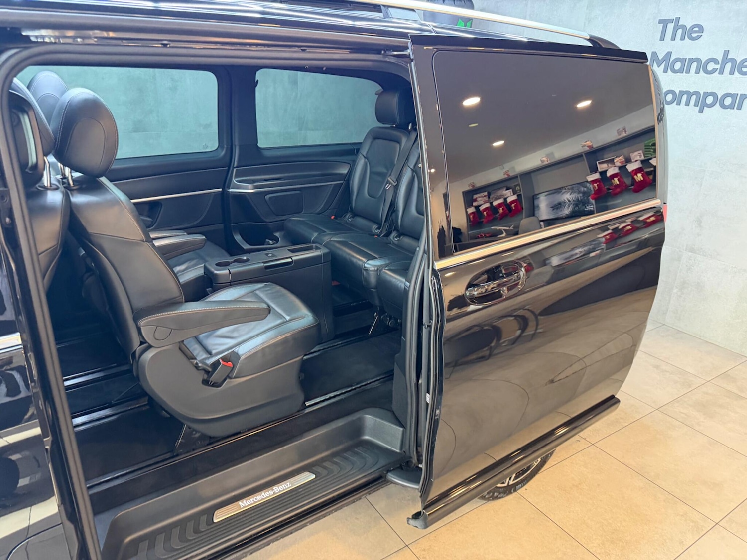 Used Mercedes-Benz V-Class 2019 for sale - 76965229: Photo 17