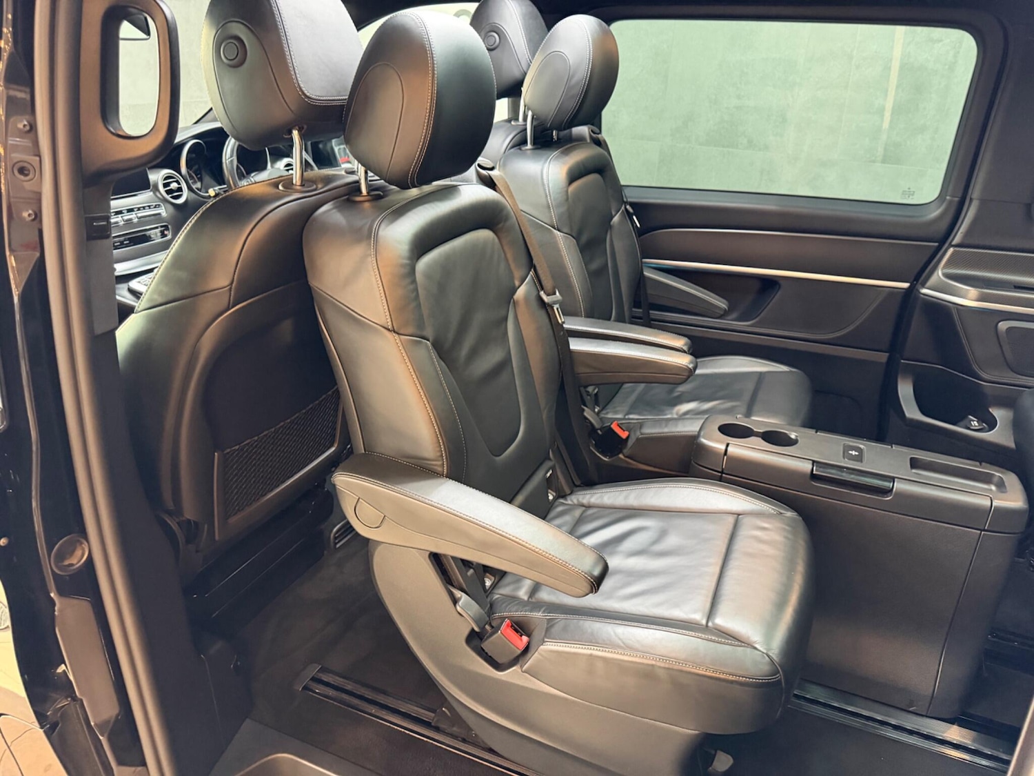 Used Mercedes-Benz V-Class 2019 for sale - 76965229: Photo 18