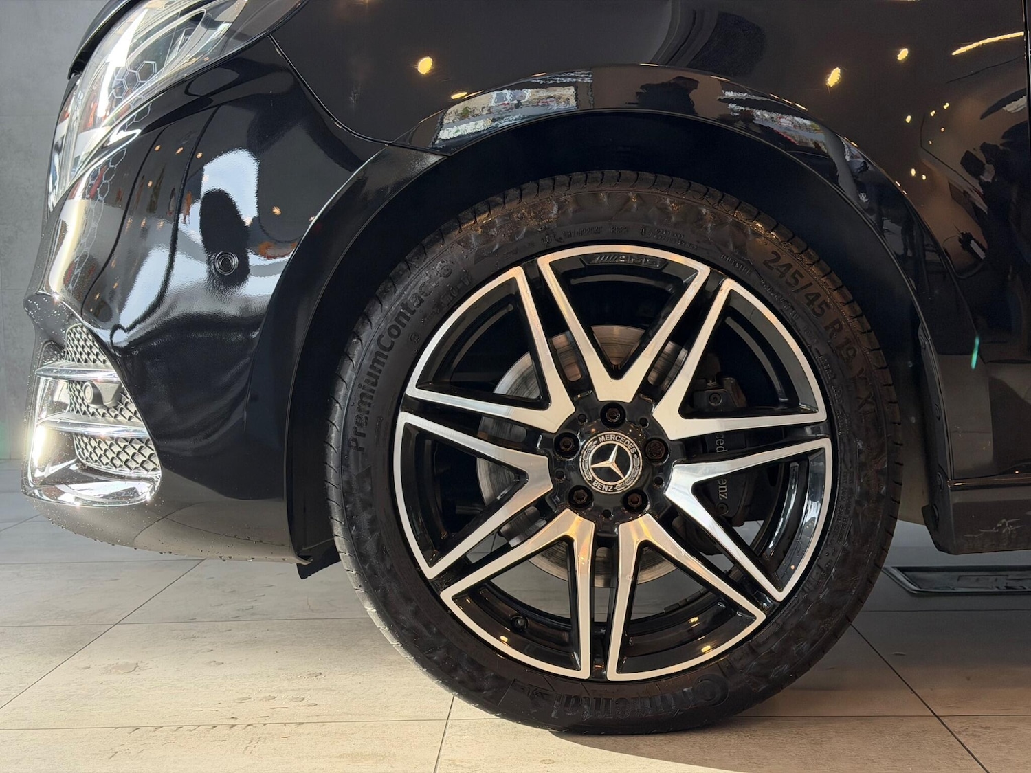 Used Mercedes-Benz V-Class 2019 for sale - 76965229: Photo 33