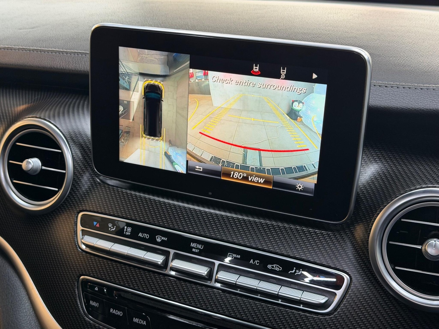 Used Mercedes-Benz V-Class 2019 for sale - 76965229: Photo 35