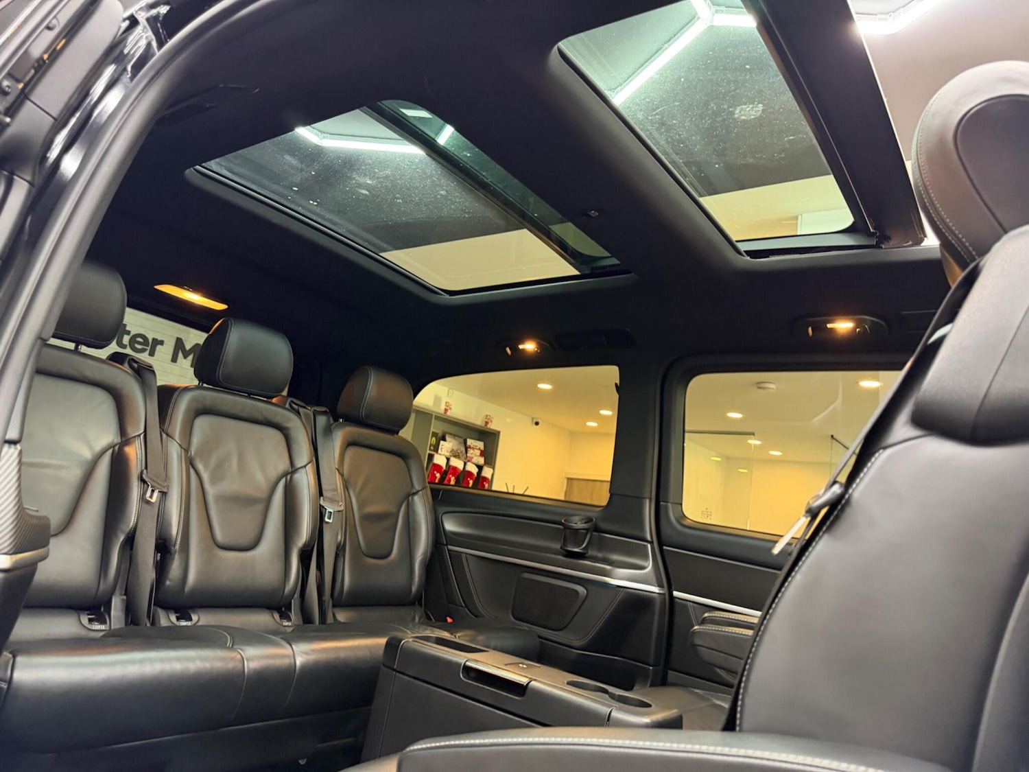 Used Mercedes-Benz V-Class 2019 for sale - 76965229: Photo 56