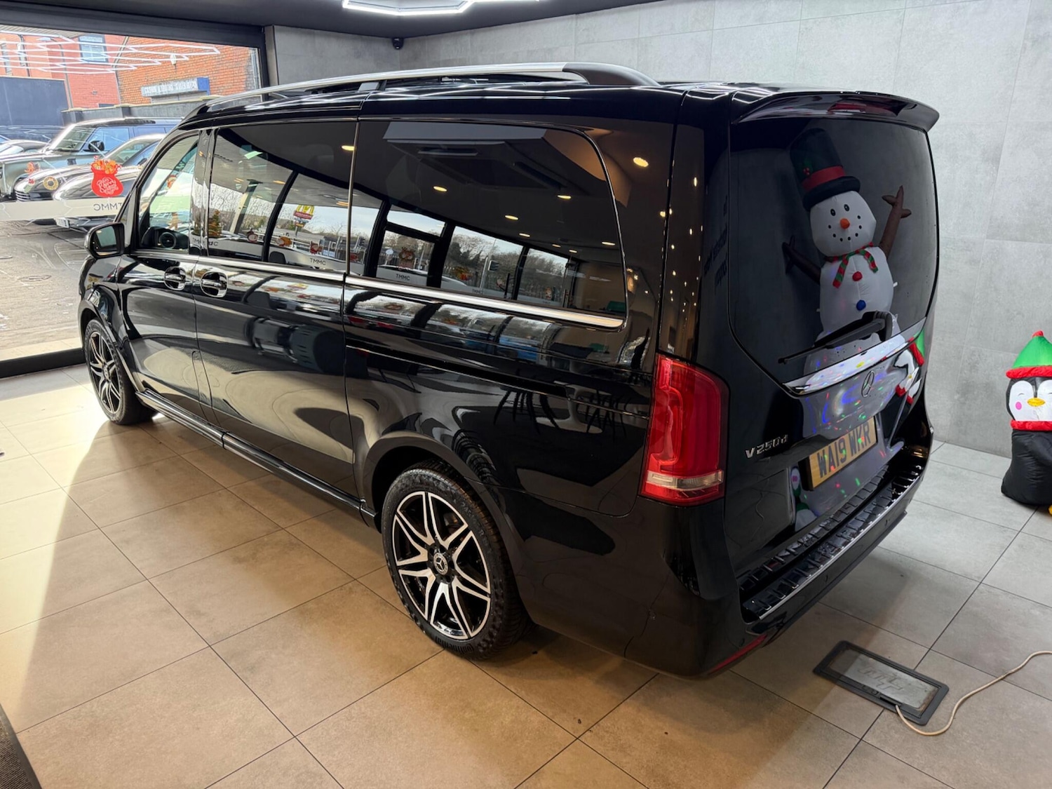 Used Mercedes-Benz V-Class 2019 for sale - 76965229: Photo 8