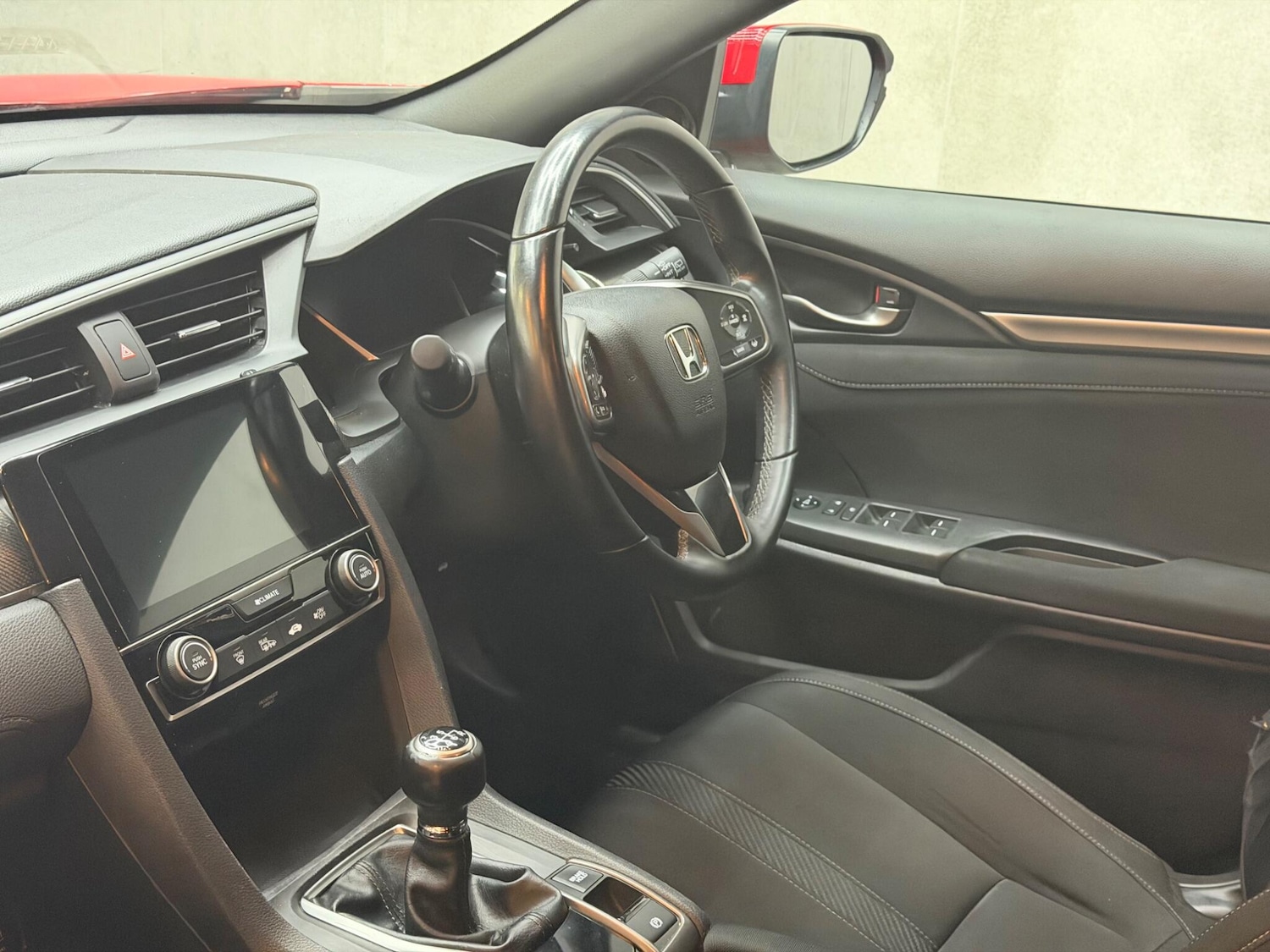 Used Honda Civic 2019 for sale - 77695377: Photo 18