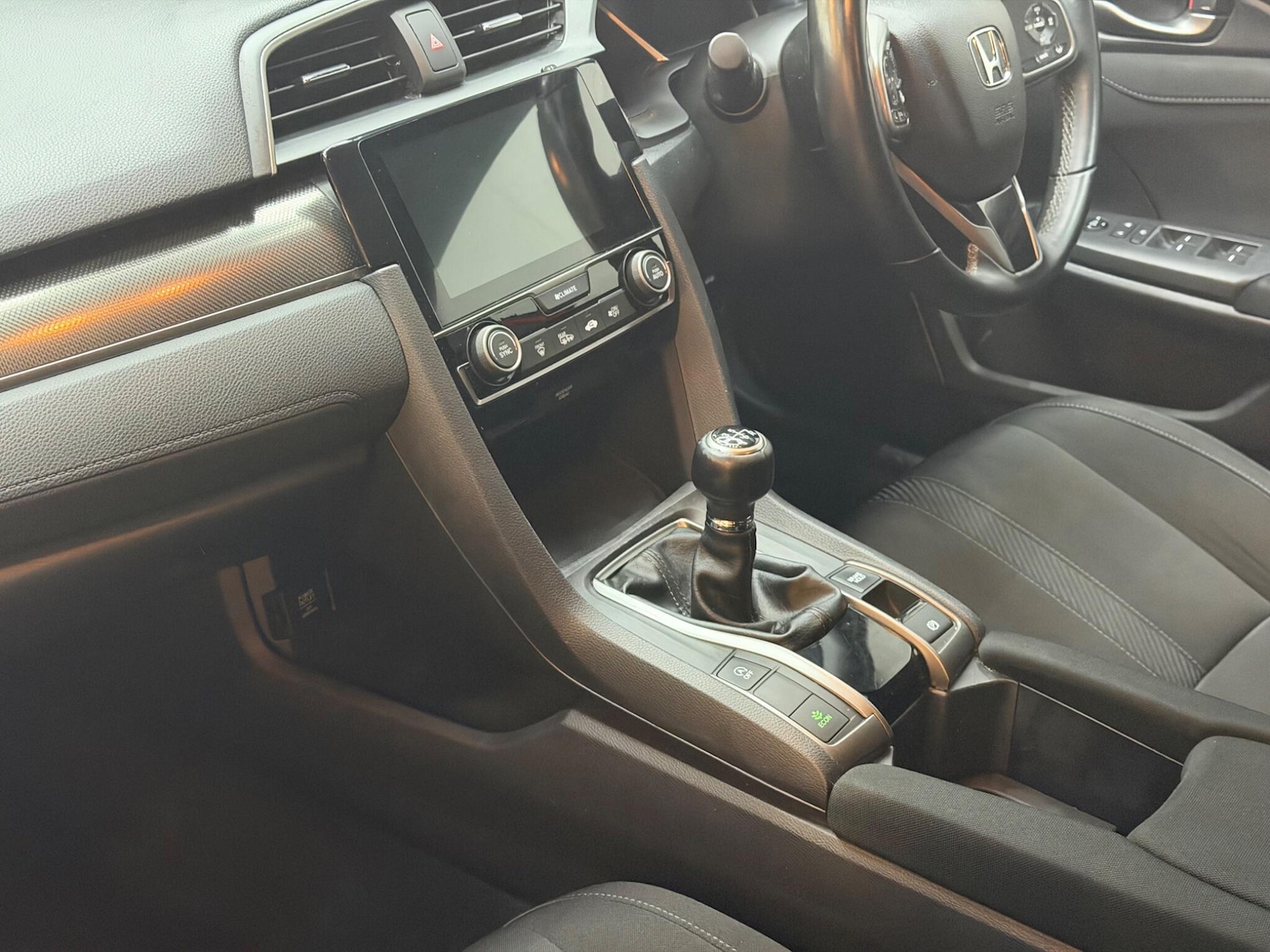 Used Honda Civic 2019 for sale - 77695377: Photo 19