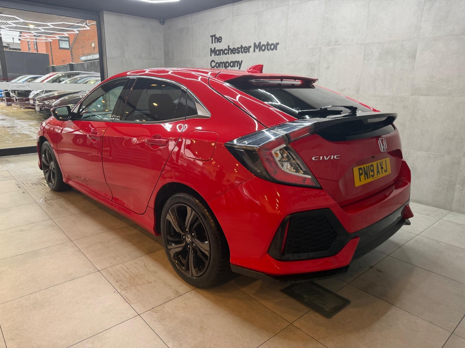 Used Honda Civic 2019 for sale - 77695377: Photo 3