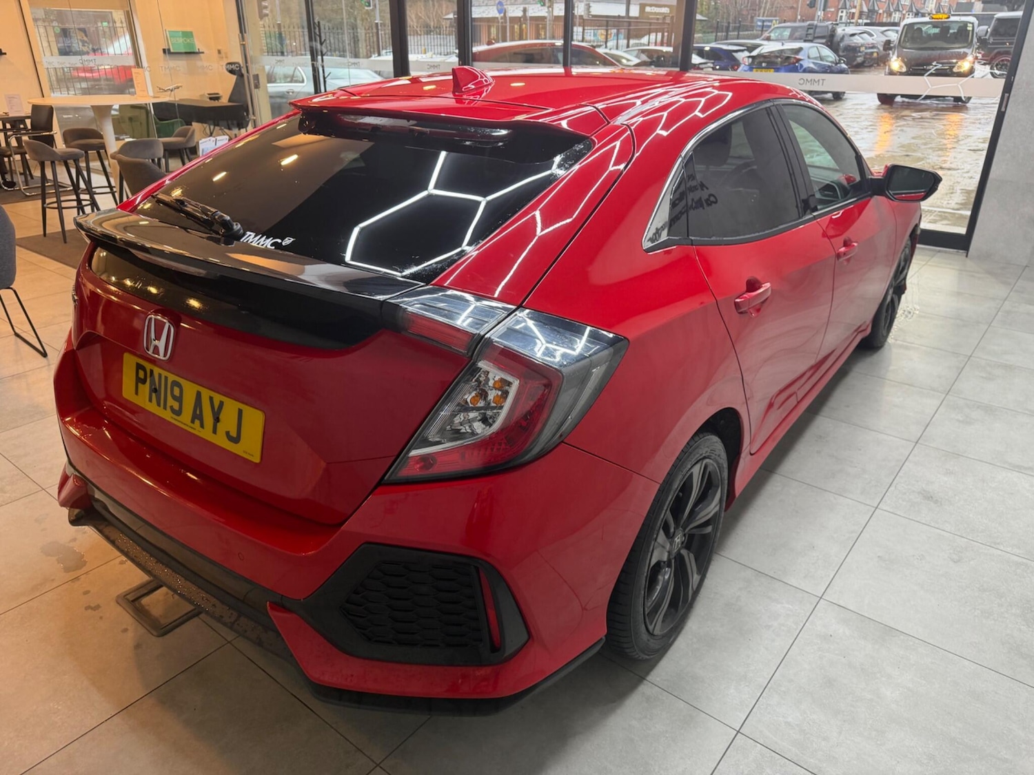 Used Honda Civic 2019 for sale - 77695377: Photo 4