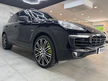 Used Porsche Cayenne 2016 for sale - 78586320: Photo
