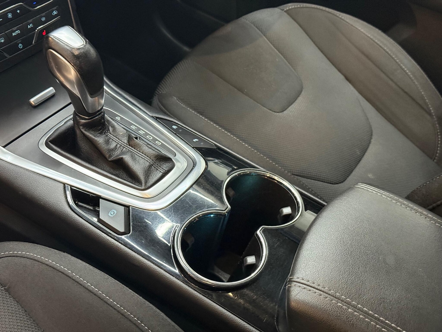 Used Ford S-Max 2016 for sale - 76658072: Photo 18