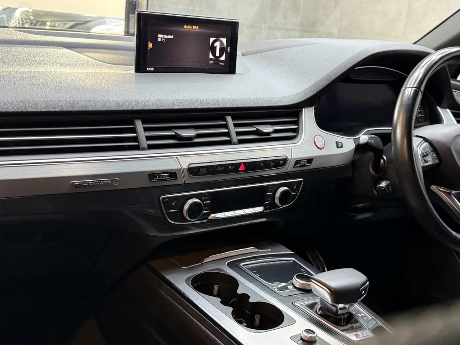 Used Audi SQ7 2017 for sale - 76688689: Photo 13