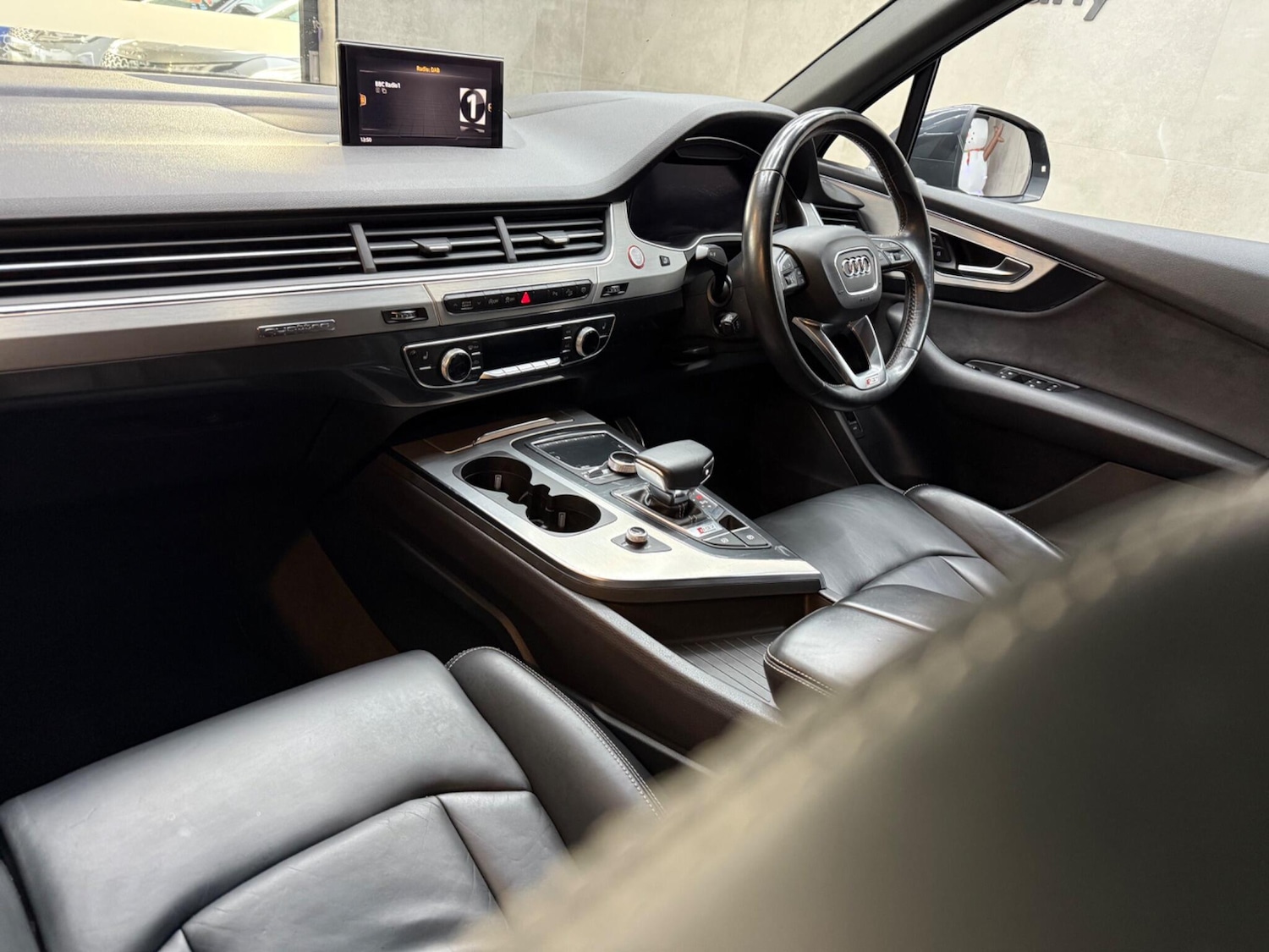 Used Audi SQ7 2017 for sale - 76688689: Photo 16