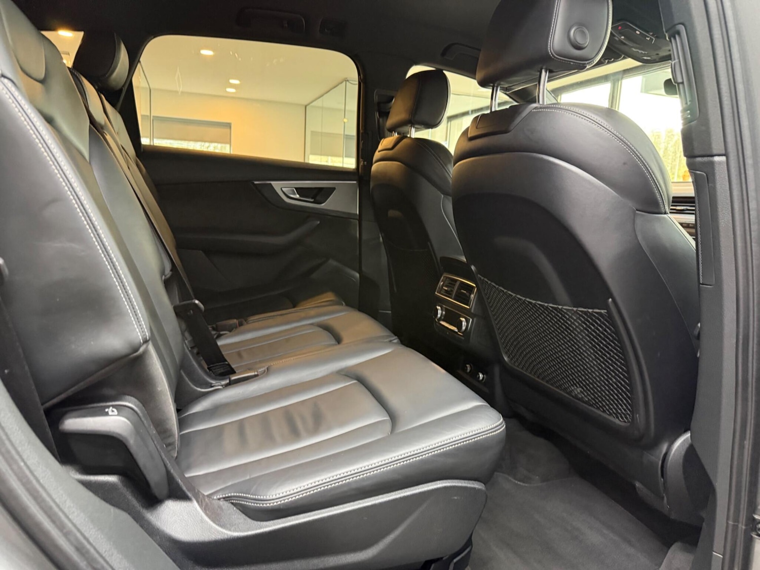 Used Audi SQ7 2017 for sale - 76688689: Photo 25