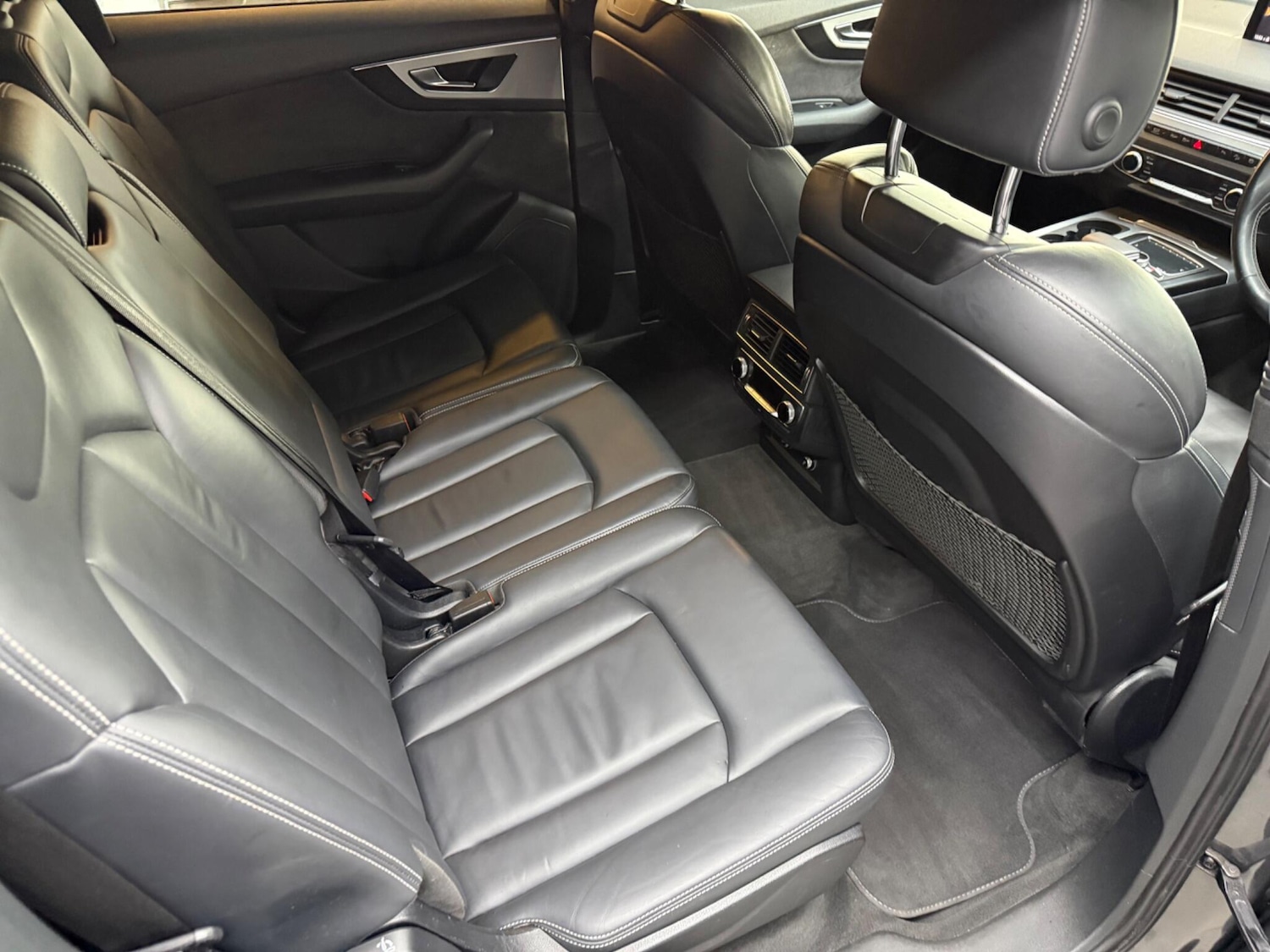 Used Audi SQ7 2017 for sale - 76688689: Photo 26