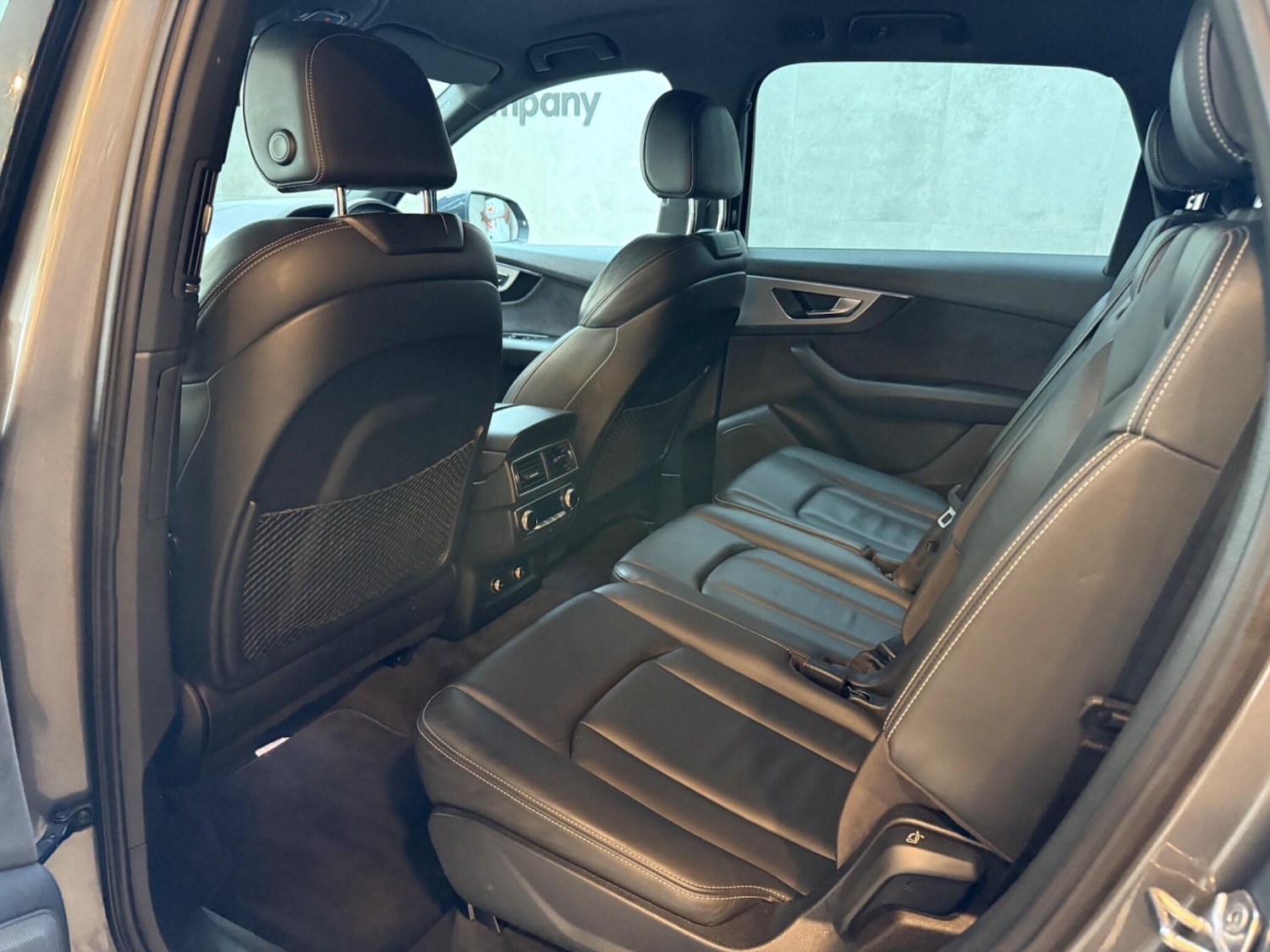 Used Audi SQ7 2017 for sale - 76688689: Photo 29