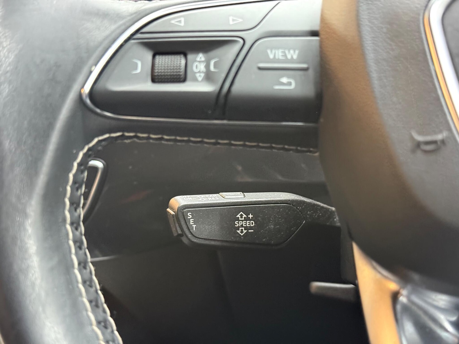 Used Audi SQ7 2017 for sale - 76688689: Photo 33