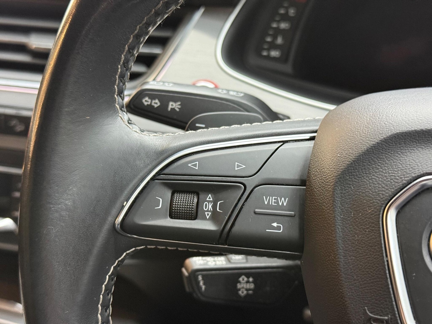 Used Audi SQ7 2017 for sale - 76688689: Photo 34