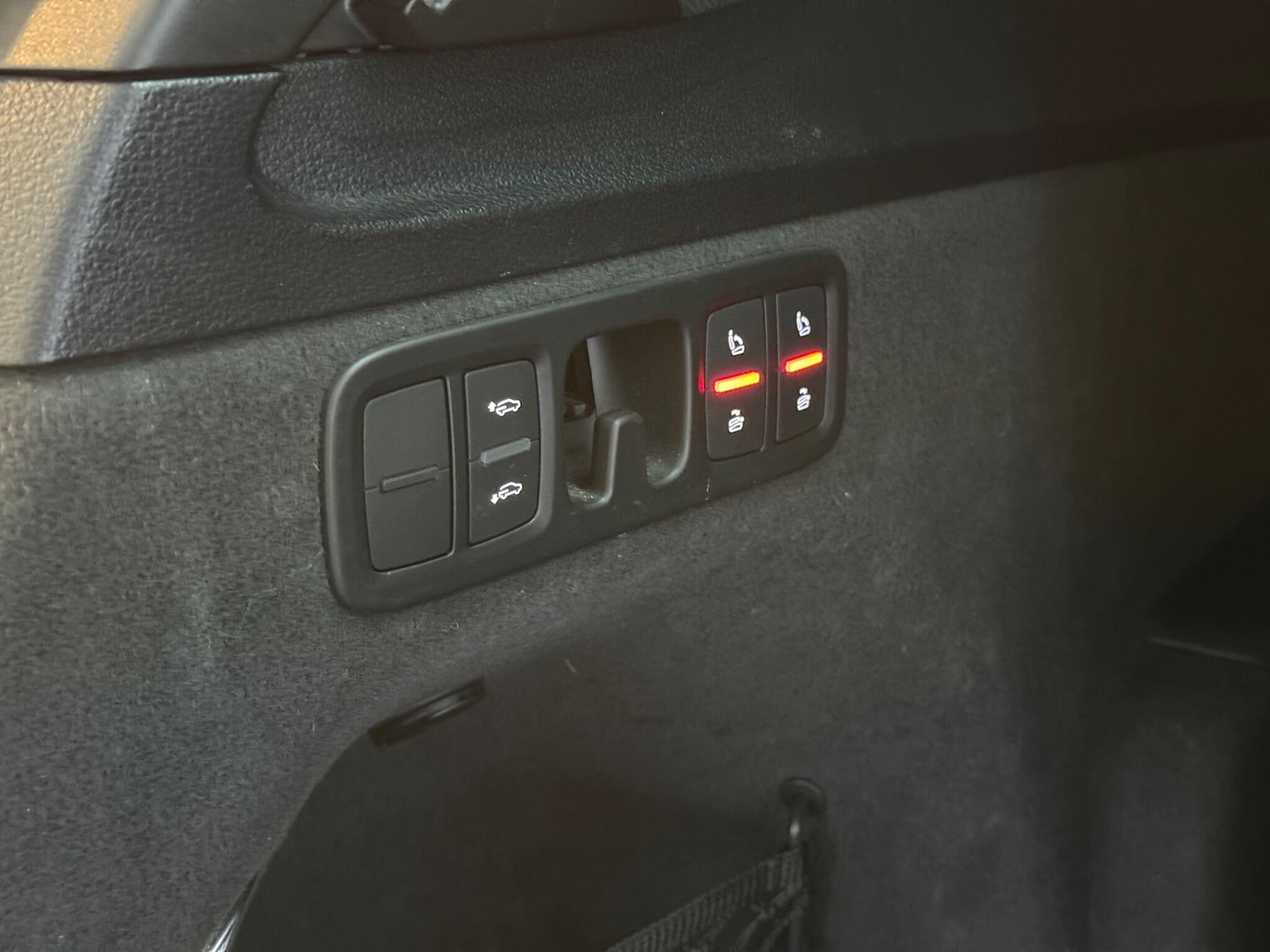 Used Audi SQ7 2017 for sale - 76688689: Photo 39