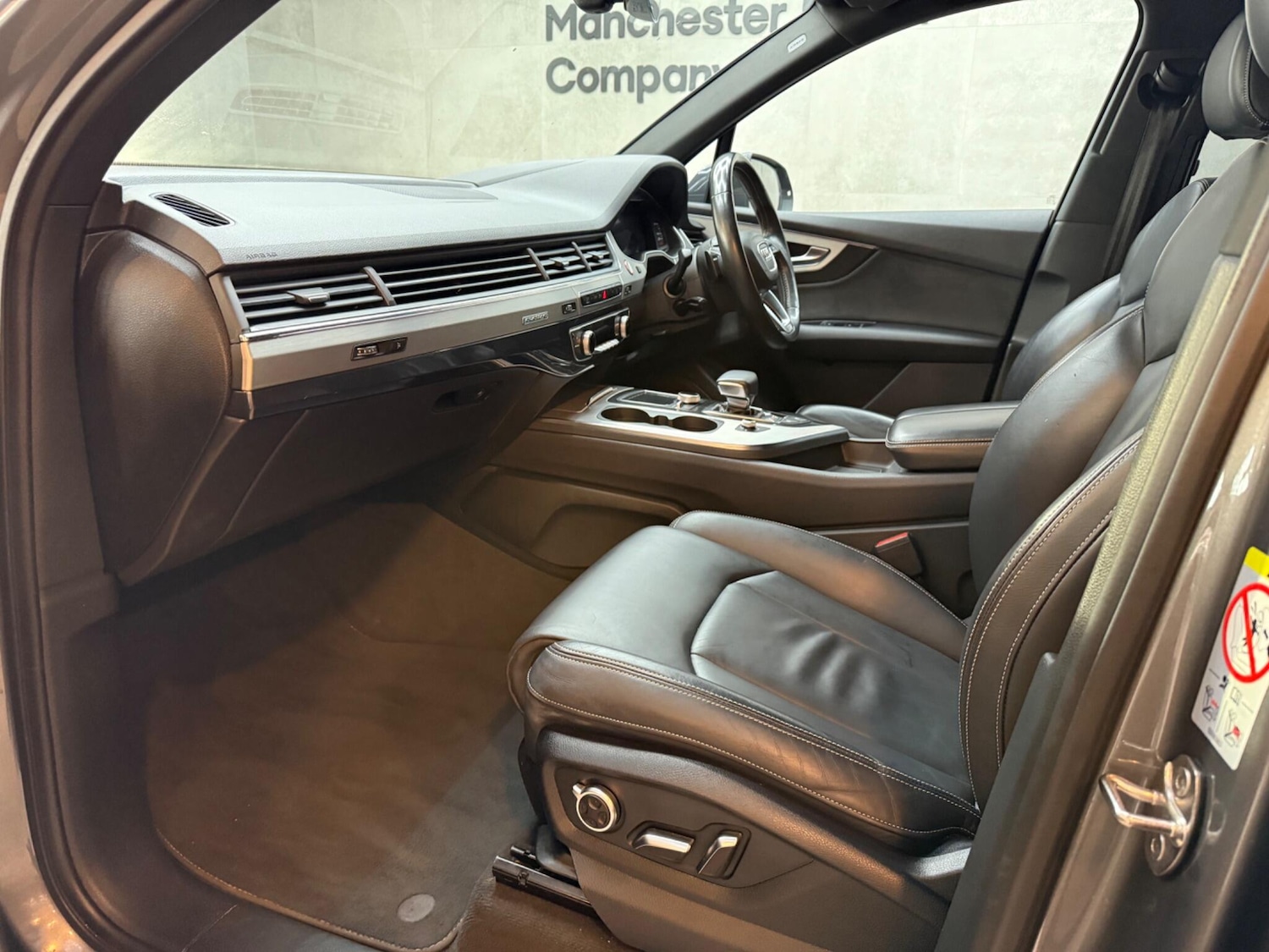 Used Audi SQ7 2017 for sale - 76688689: Photo 64