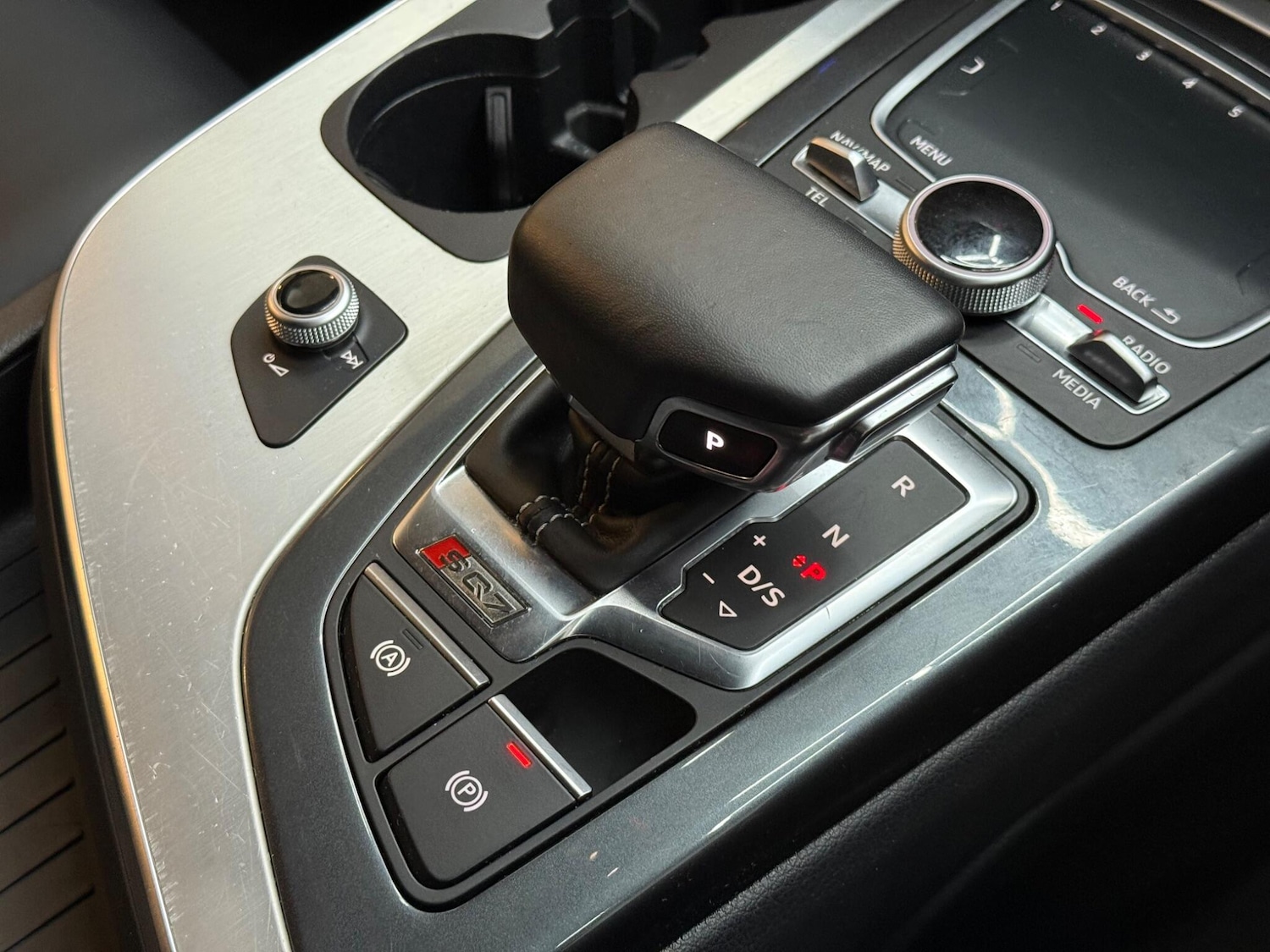 Used Audi SQ7 2017 for sale - 76688689: Photo 9