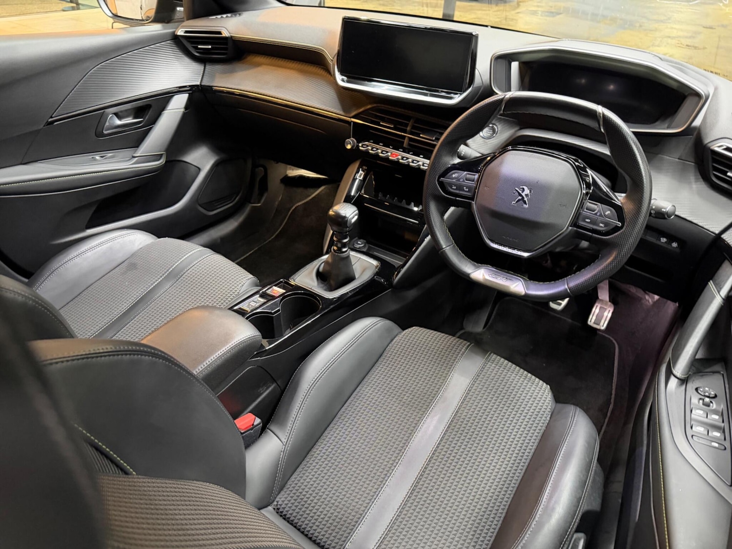 Used Peugeot 208 for sale - 77015630: Photo 15