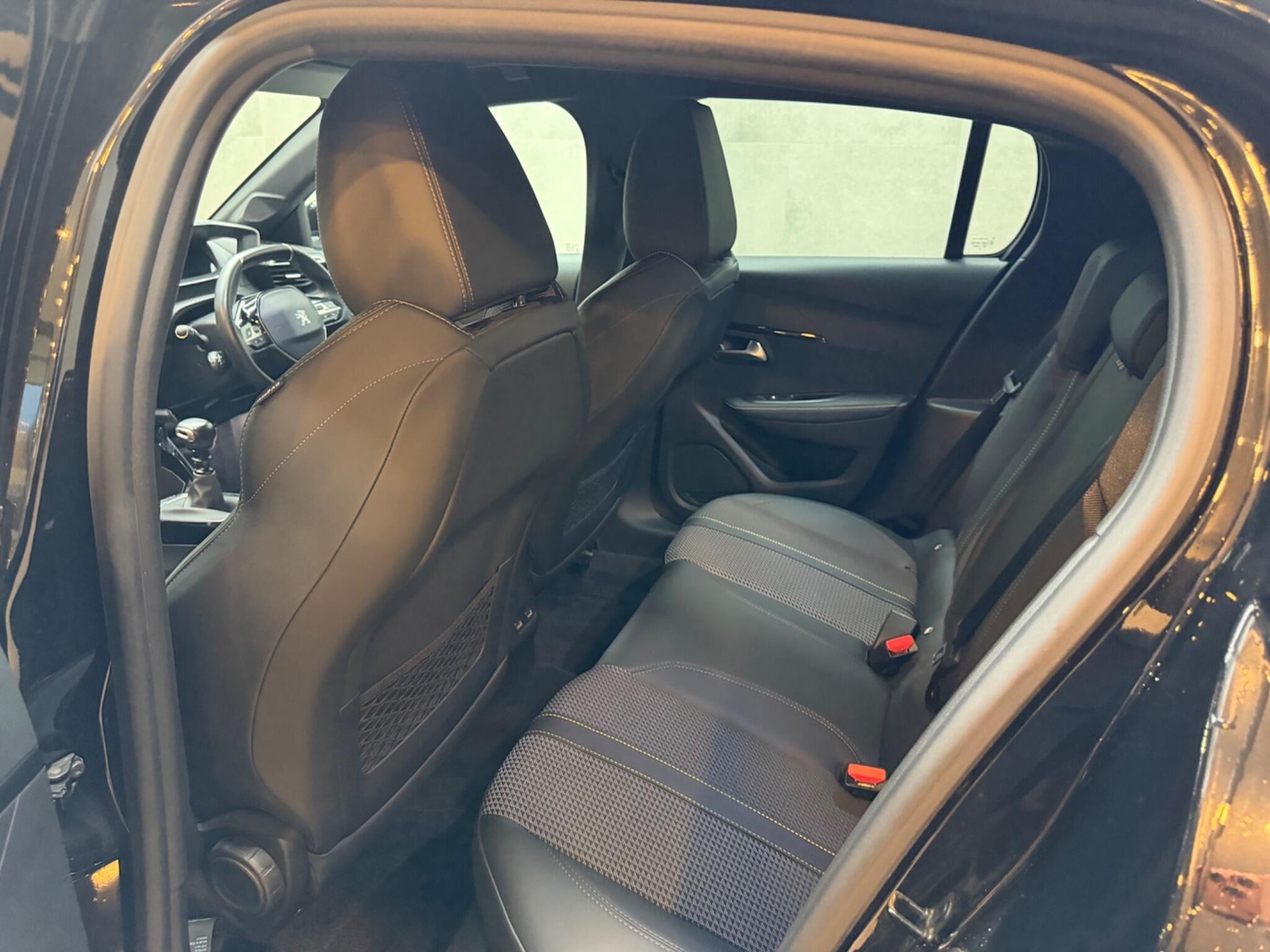 Used Peugeot 208 for sale - 77015630: Photo 17