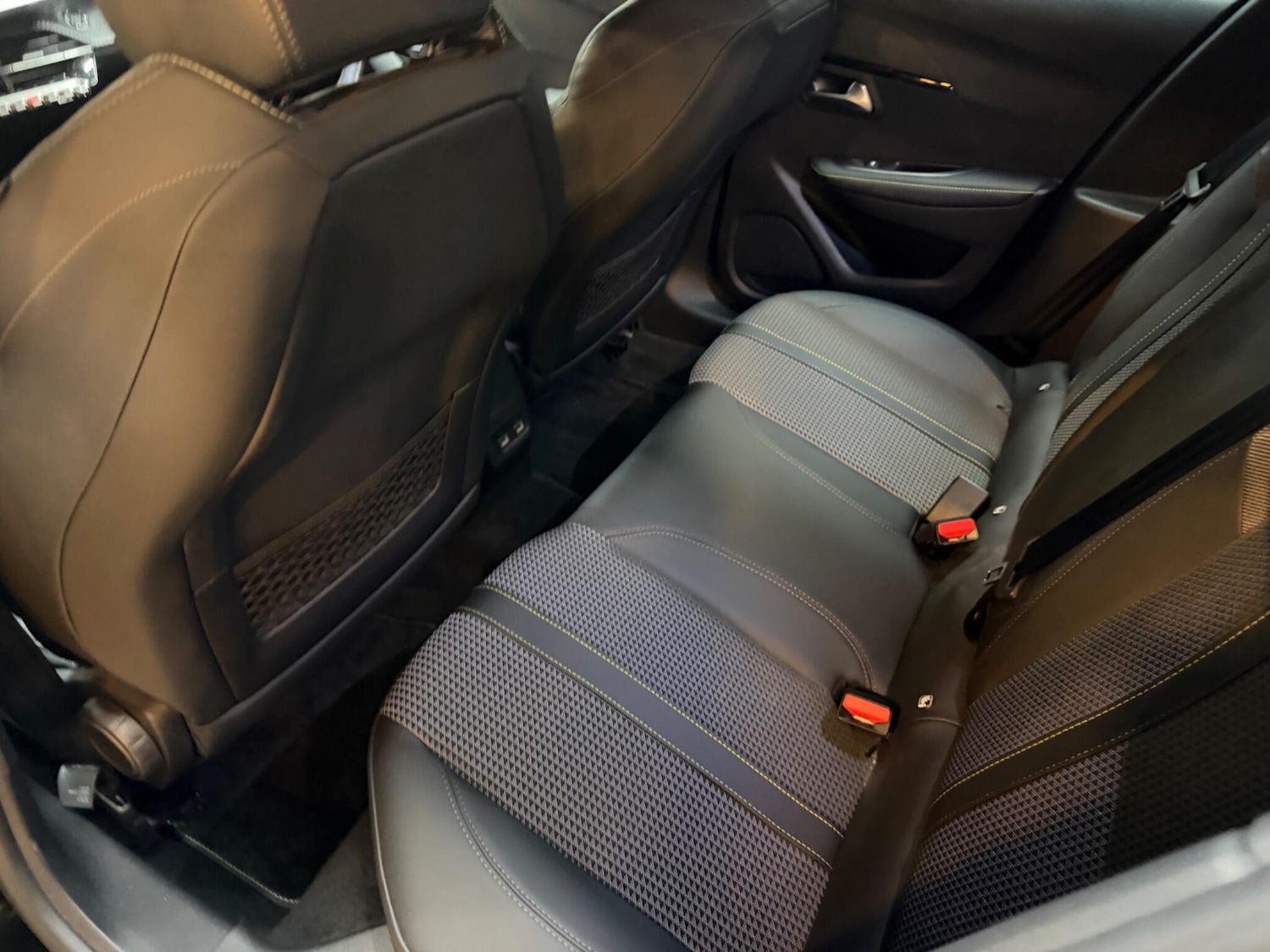 Used Peugeot 208 for sale - 77015630: Photo 18