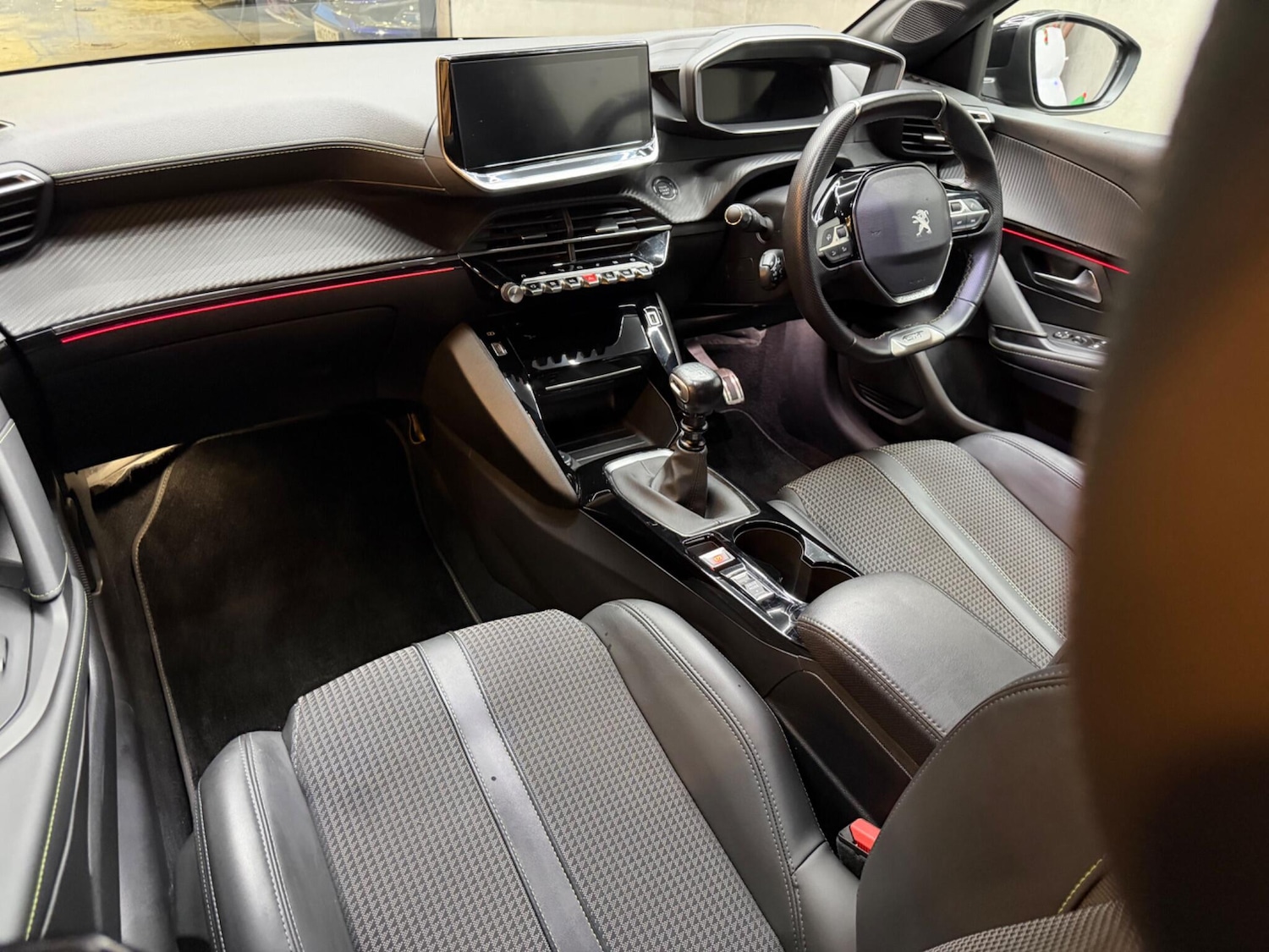 Used Peugeot 208 for sale - 77015630: Photo 37