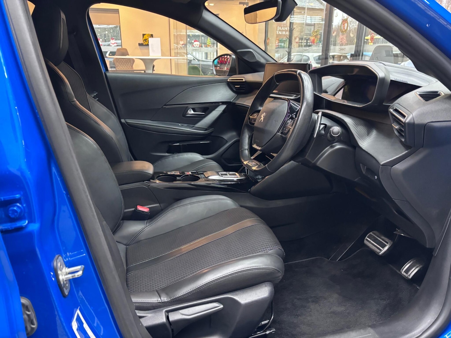 Used Peugeot 208 2023 for sale - 76832203: Photo 24