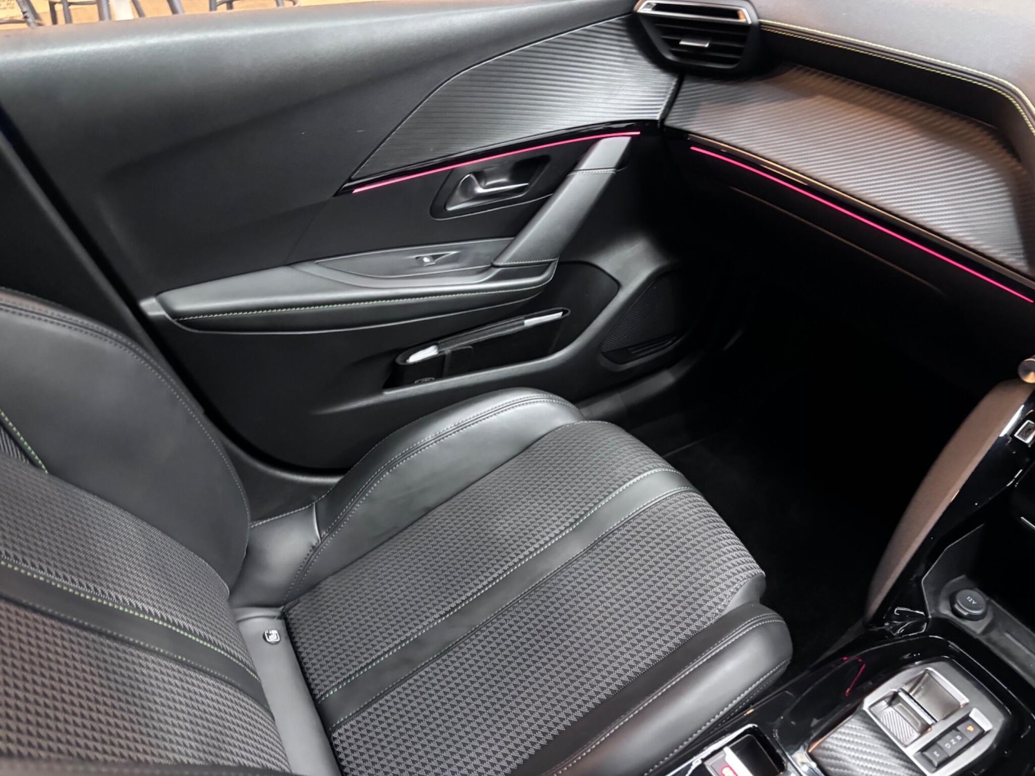 Used Peugeot 208 2023 for sale - 76832203: Photo 54