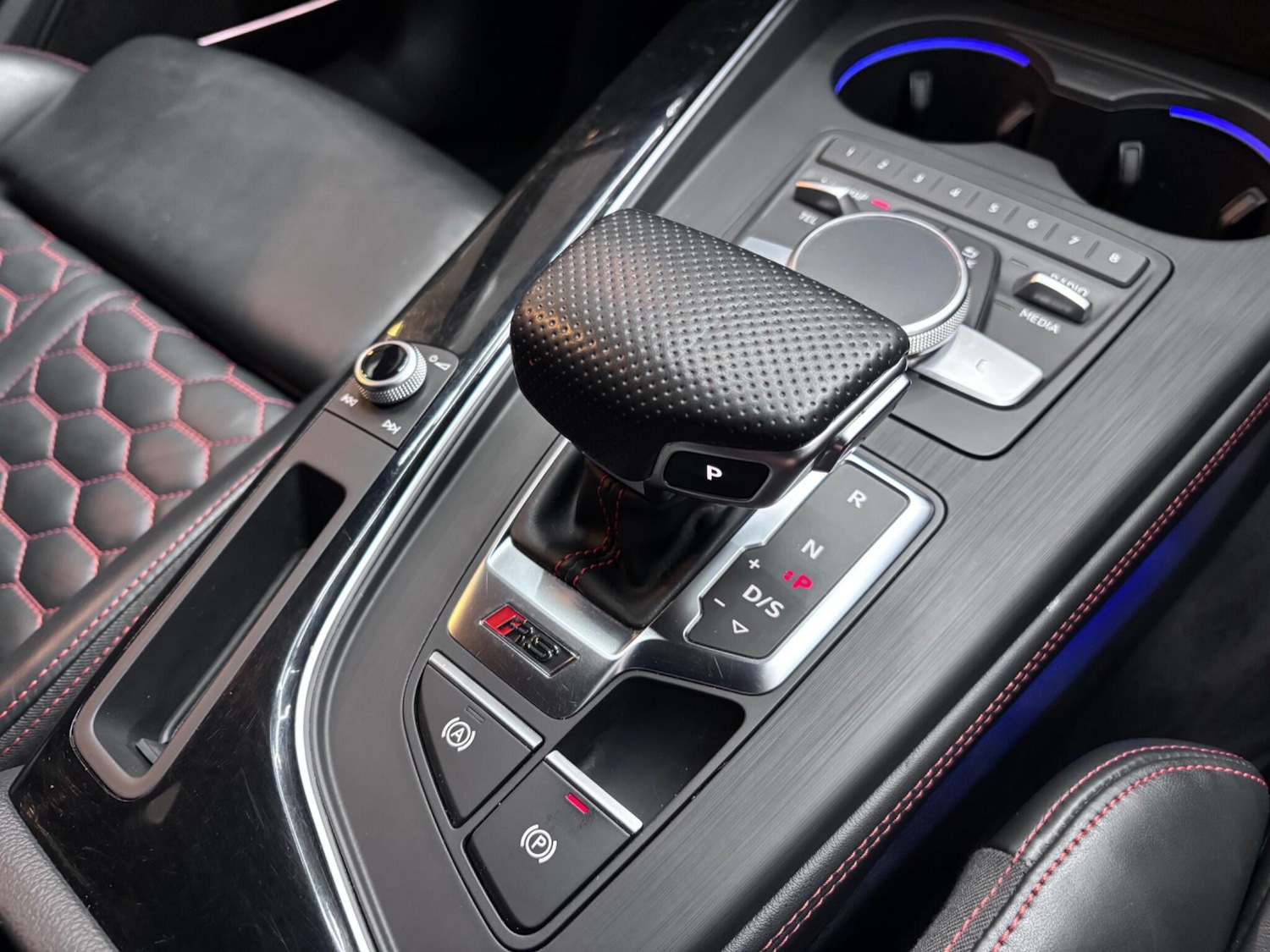 Used Audi RS4 Avant 2018 for sale - 77279443: Photo 17